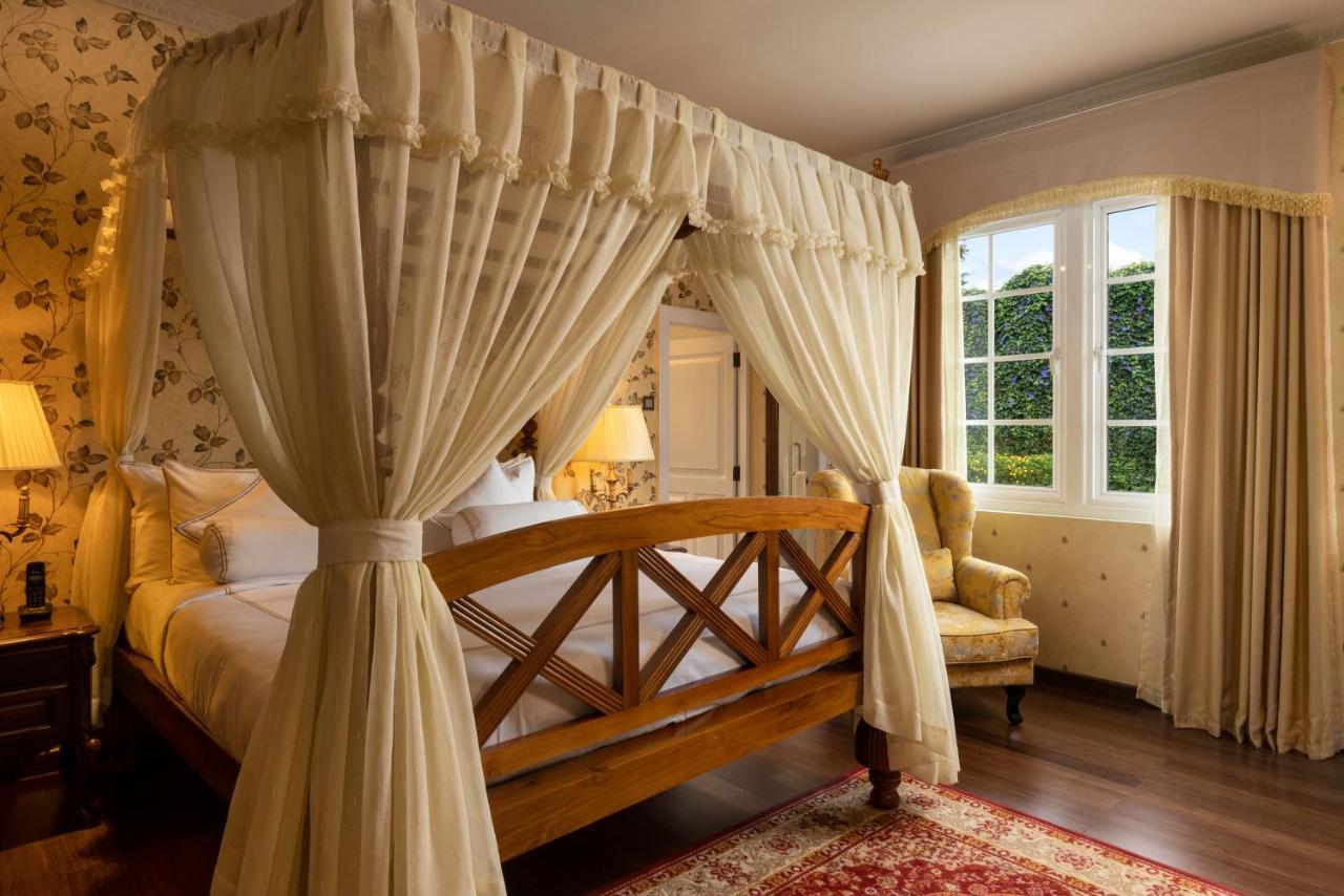 The Westbury Palace Nuwara Eliya Extérieur photo