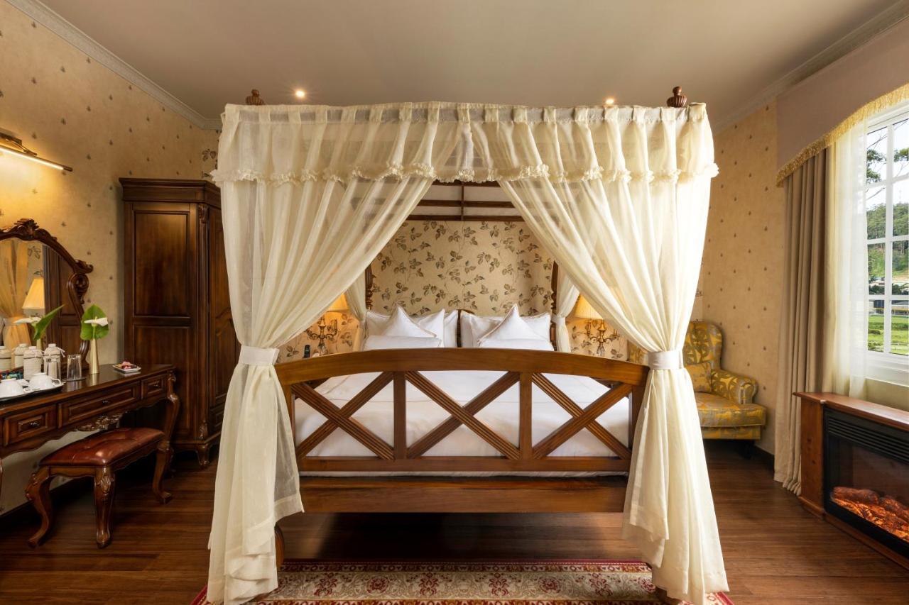 The Westbury Palace Nuwara Eliya Extérieur photo