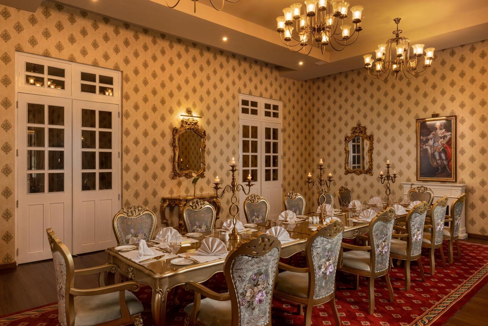 The Westbury Palace Nuwara Eliya Extérieur photo